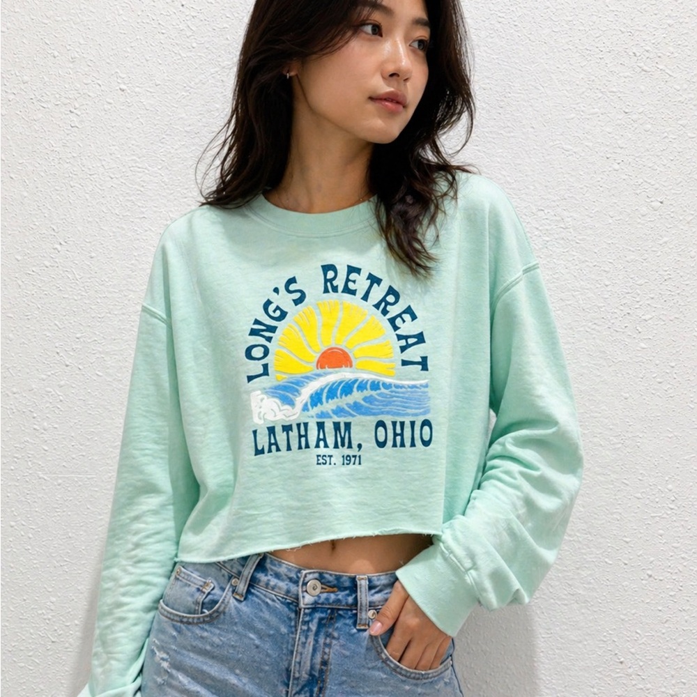 Blue Rain Mint Cropped Graphic Sweatshirt with Sunset Print M